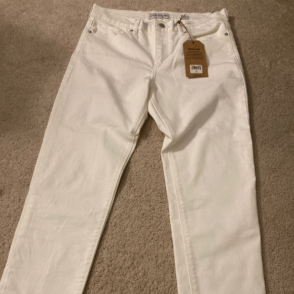 Lucky Brand Pants - White Crop Jeans, Size 10/30